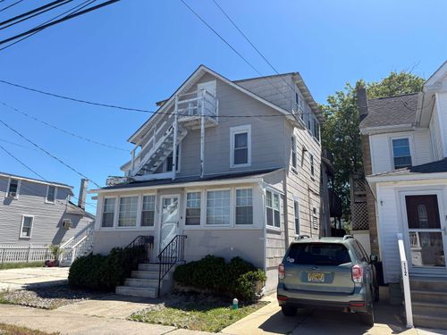 110 W 16th Ave, North Wildwood, NJ, 08260-2604 | Card Image