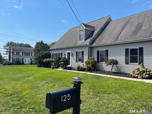 125 S End Rd, East Haven, CT, 06512 | Card Image