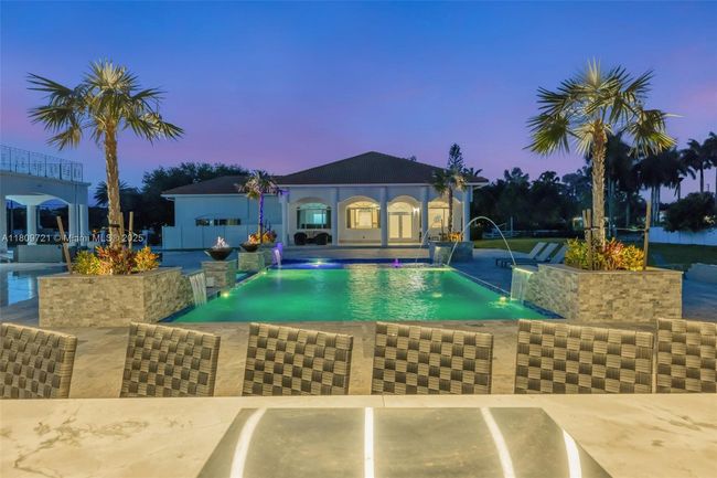 4610 Sw 178 Th Ave, House other with 8 bedrooms, 8 bathrooms and null parking in Southwest Ranches FL | Image 90