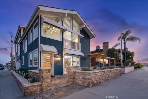 1011 N Bay Front, Newport Beach, CA, 92662-1136 | Card Image