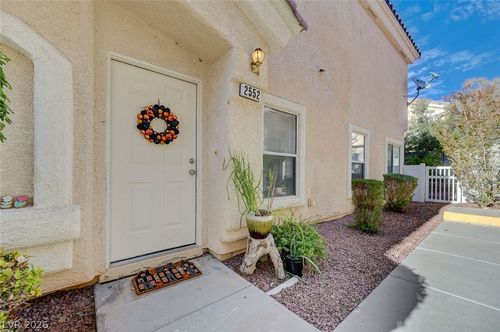 2552 Land Rush Dr, Henderson, NV, 89002-9369 | Card Image