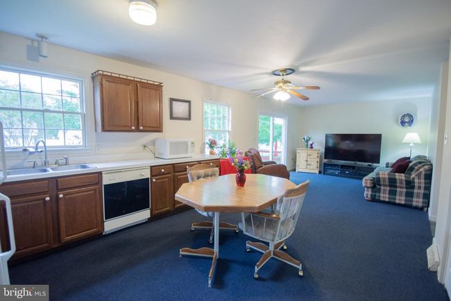 101 Dartmouth Ln, House other with 3 bedrooms, 2 bathrooms and null parking in FALLING WATERS WV | Image 9
