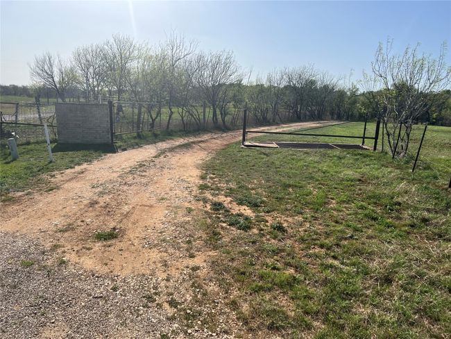 Entry Gate from Street | Image 37