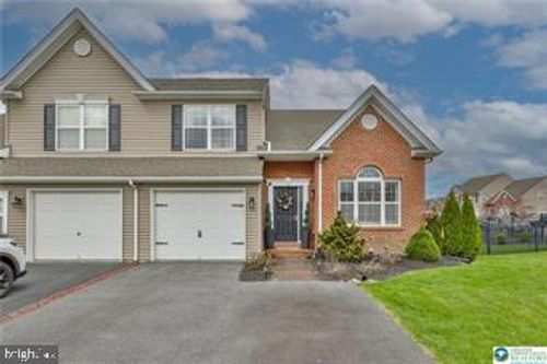 4035 Hemlock Dr, COPLAY, PA, 18037-2297 | Card Image