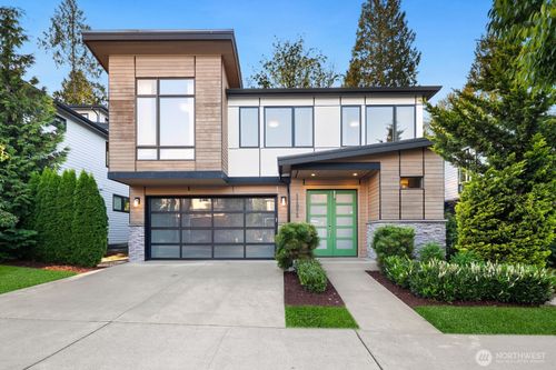 11975 159th Ave Ne, Redmond, WA, 98052-2468 | Card Image