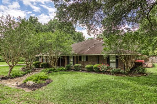 2629 Benton Dr, Brenham, TX, 77833-6575 | Card Image