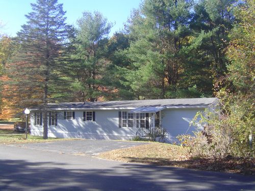 4 Kyle Ave. Avenue, Hooksett, NH, 03106 | Card Image