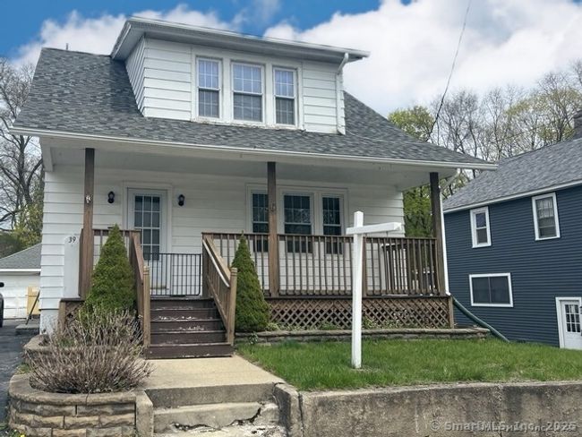 39 Geer Ave, House other with 3 bedrooms, 2 bathrooms and 4 parking in Norwich CT | Image 22