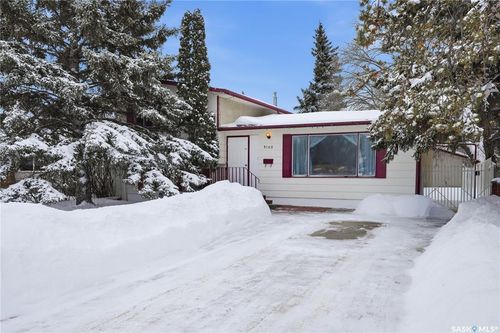 3165 Milton Street, Saskatoon, SK, S7L4L4 | Card Image