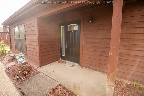 104 Trappers Pl, Charleston, WV, 25314-2419 | Card Image