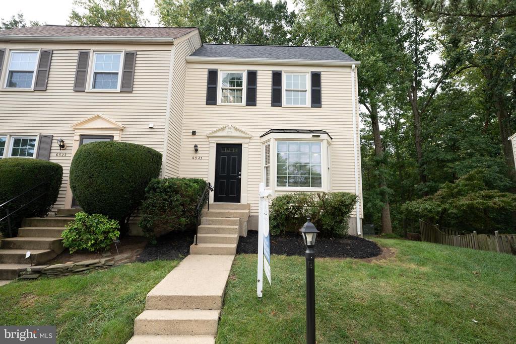 Coachleigh Way, Alexandria, VA 22315