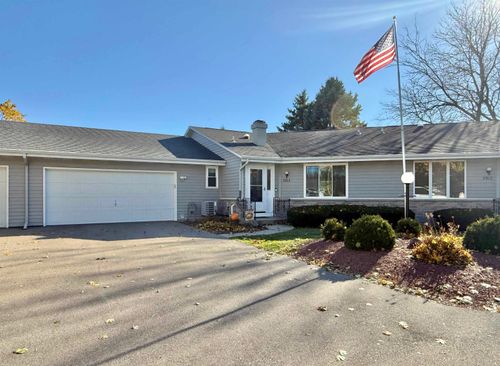 3914 E Milwaukee St, Janesville, WI, 53546-1449 | Card Image