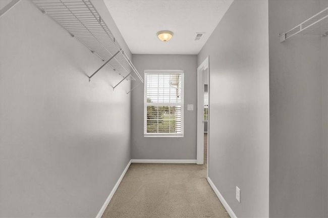 10905 Lemongrass Dr, Condo with 2 bedrooms, 3 bathrooms and null parking in Zionsville IN | Image 27