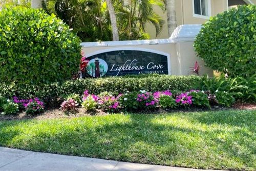 9207-284 Village Blvd, Tequesta, FL, 33469-5311 | Card Image