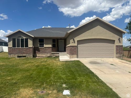 576 S 400 E, Santaquin, UT, 84655-8166 | Card Image