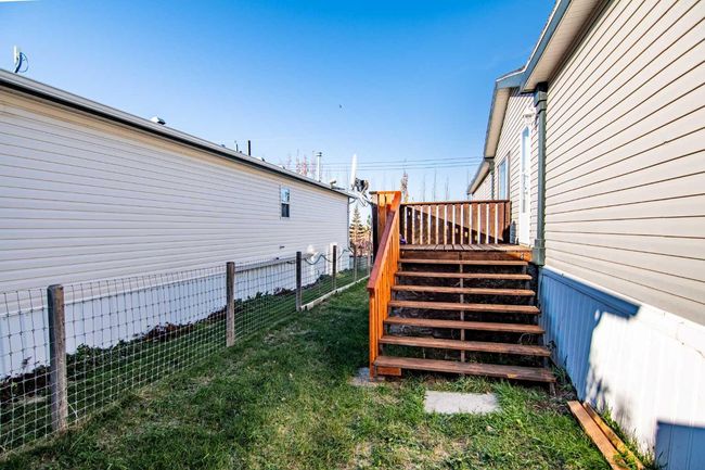 544 Queen Street, House other with 4 bedrooms, 2 bathrooms and 2 parking in Elnora AB | Image 28
