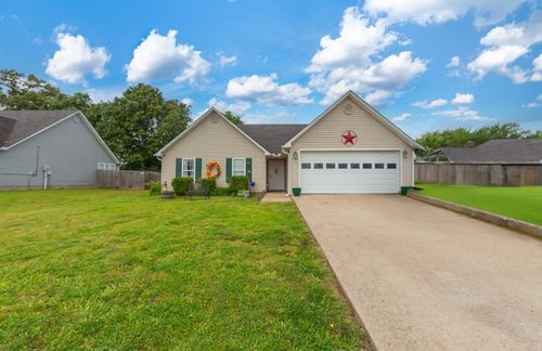 136 Layne Dr, Bells, TN, 38006-3782 | Card Image