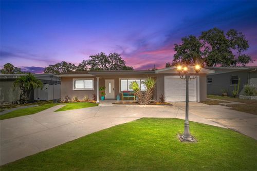 8341 41st Ave N, SAINT PETERSBURG, FL, 33709-3942 | Card Image