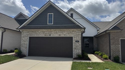 532 W Foxrun, Springfield, TN, 37172 | Card Image