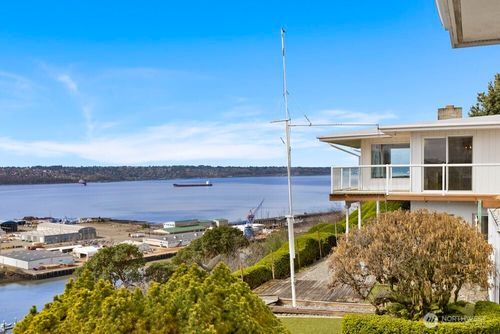 1244 Browns Point Blvd, Tacoma, WA, 98422-2609 | Card Image