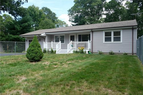 41 Bishop Hill Rd, Johnston, RI, 02919-2815 | Card Image