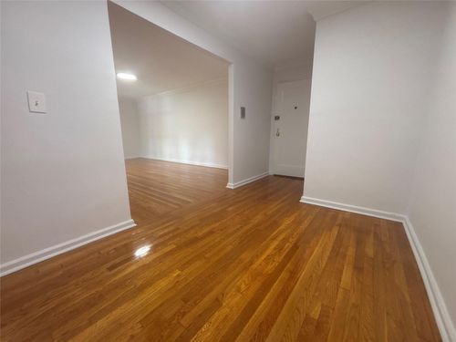 apt-1h-50 S Middle Neck Rd, Great Neck, NY, 11021-3436 | Card Image