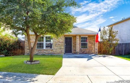 3950 Key West Way, Converse, TX, 78109-3427 | Card Image