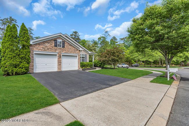 317 Southmoor Dr, Home with 2 bedrooms, 2 bathrooms and null parking in GALLOWAY NJ | Image 6