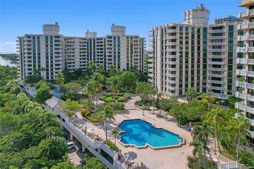 apt-f201-1121 Crandon Blvd, Key Biscayne, FL, 33149-2740 | Card Image