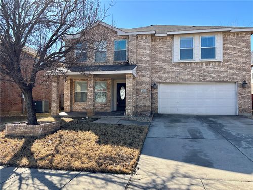 653 Condor Trl, Saginaw, TX, 76131-8826 | Card Image