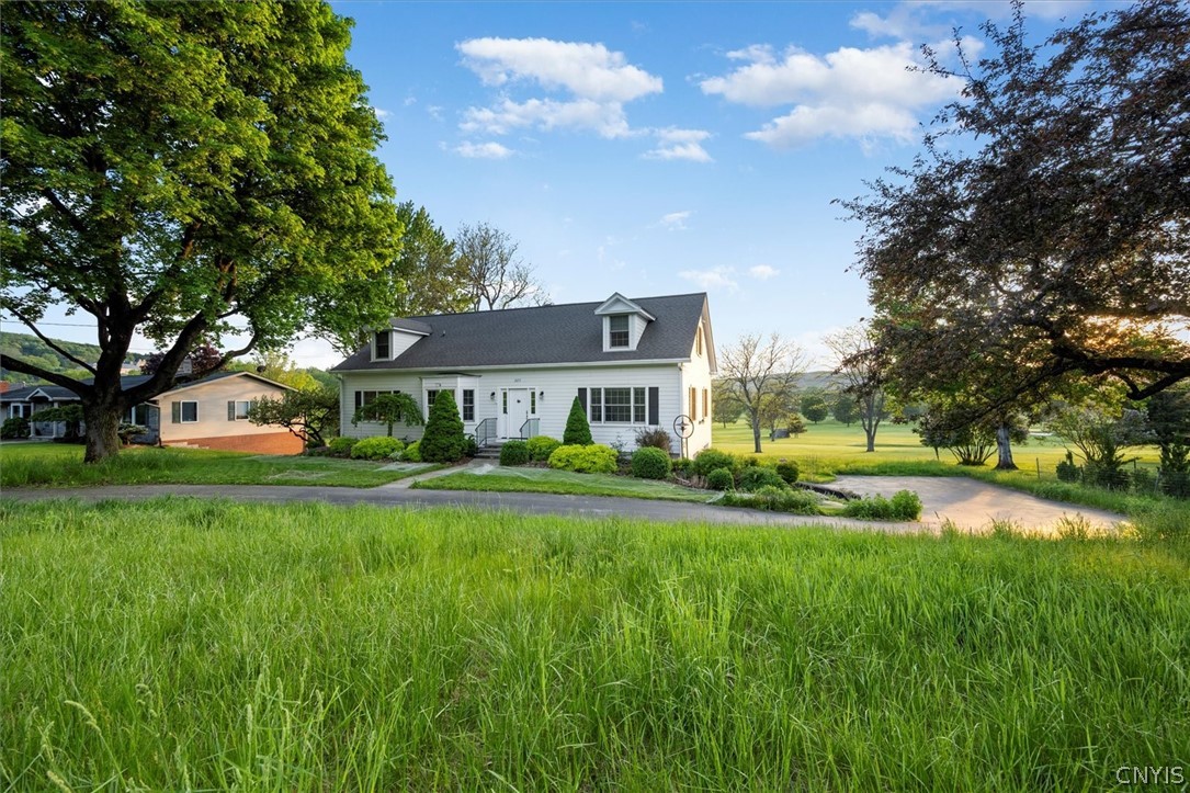 Spring St, Hamilton, NY 13346
