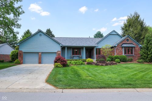 298 Lake Dr, Greenwood, IN, 46142-9184 | Card Image