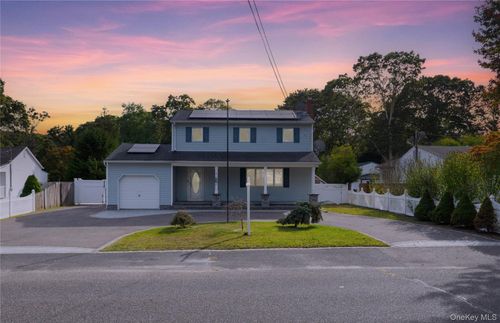 218 Wavecrest Dr, Mastic Beach, NY, 11951-1502 | Card Image