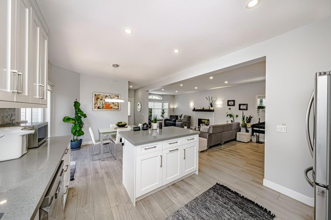 124 Evergreen Cres, House other with 5 bedrooms, 3 bathrooms and 4 parking in Anmore BC | Image 11