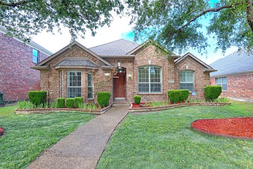12519 Hawk Creek Dr, Frisco, TX, 75033-1632 | Card Image