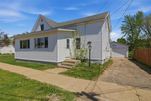319 Park St, Augusta, WI, 54722-9024 | Card Image