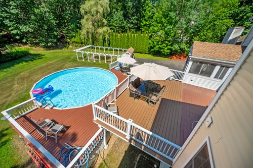 3 Brenner Dr, Newton, NH, 03858-3800 | Card Image