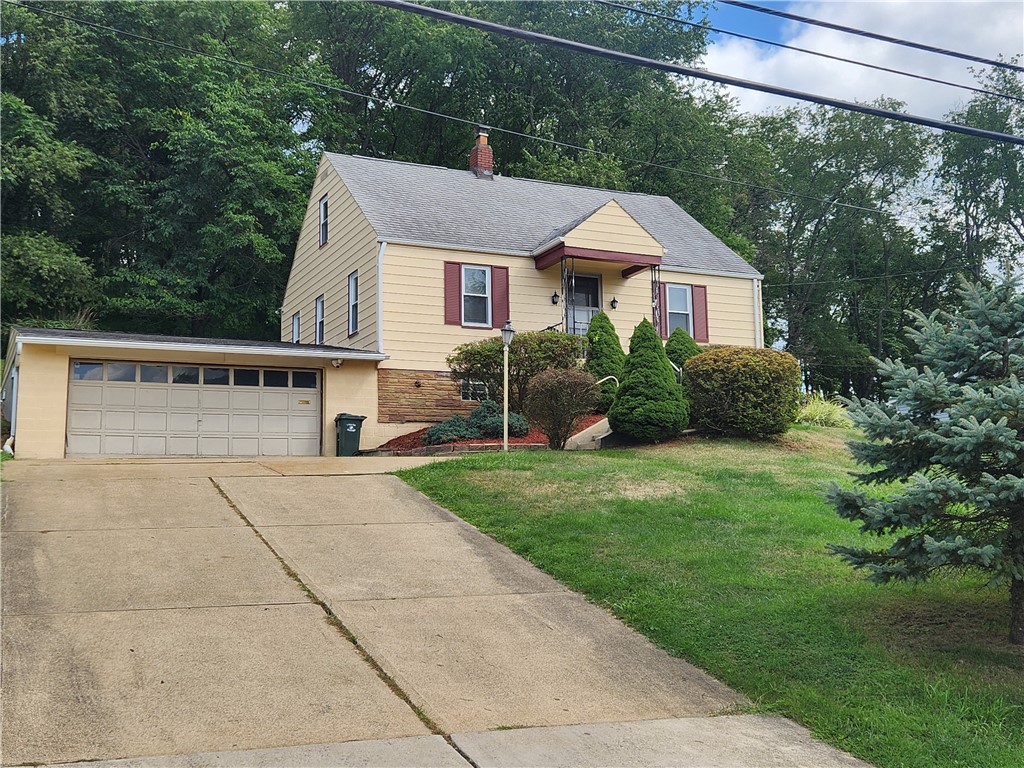 Mcclintock Rd, White Oak, PA 15131
