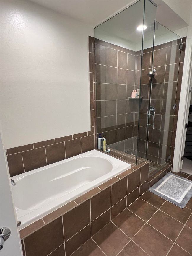 APT-505 - 717 S Riverside Dr, Condo with 3 bedrooms, 3 bathrooms and null parking in Memphis TN | Image 17