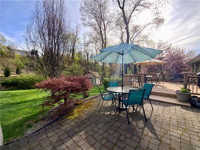 209 Larue Dr, House other with 3 bedrooms, 2 bathrooms and 2 parking in Coraopolis PA | Image 28