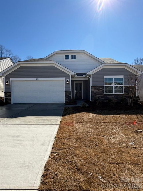 251 W 18th St, Kannapolis, NC, 28081-2342 | Card Image