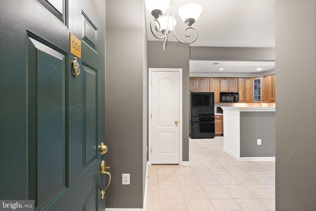 UNIT-1 - 9710 Handerson Pl, Condo with 2 bedrooms, 2 bathrooms and null parking in MANASSAS PARK VA | Image 6