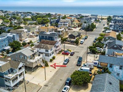 321 Jefferis Avenue, House other with 4 bedrooms, 2 bathrooms and null parking in BEACH HAVEN NJ | Image 3