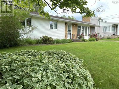 22 Macquarrie' Dr, House other with 3 bedrooms, 2 bathrooms and null parking in Port Hawkesbury NS | Image 3