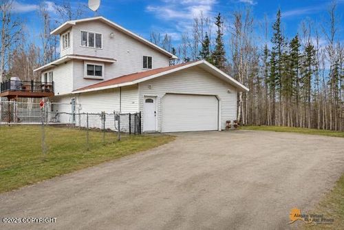 1340 Countrywood Dr, Wasilla, AK, 99623-9228 | Card Image