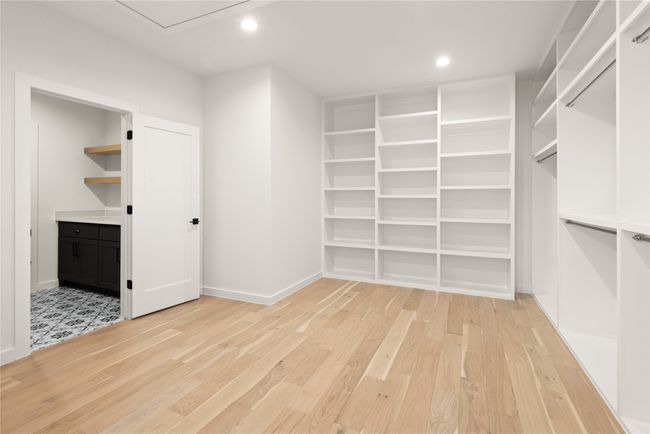9006 Diceman Dr, House other with 4 bedrooms, 4 bathrooms and null parking in Dallas TX | Image 26