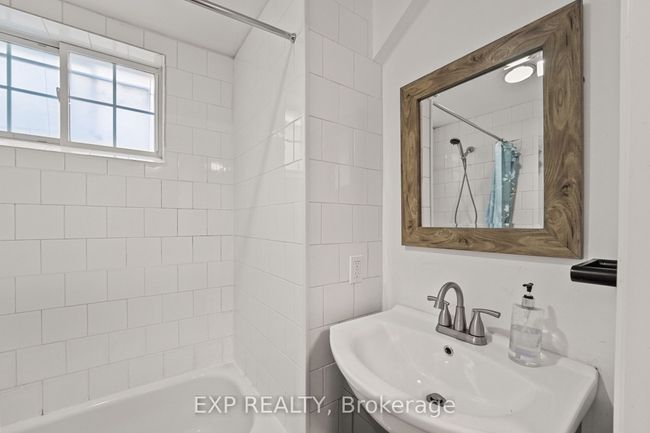 209 Rubidge St, House other with 5 bedrooms, 2 bathrooms and 1 parking in Peterborough ON | Image 21