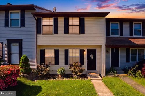 663 Johahn Dr, WESTMINSTER, MD, 21158-9415 | Card Image