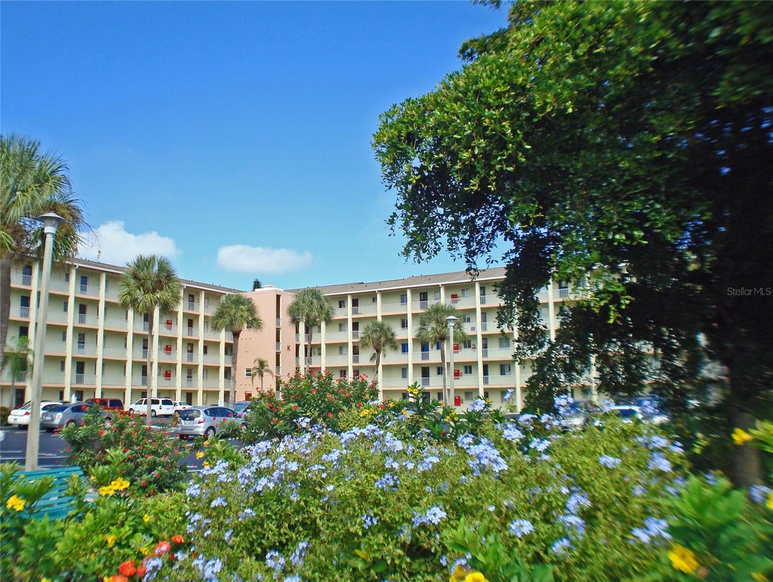 Lake Bayshore Dr, Bradenton, FL 34205