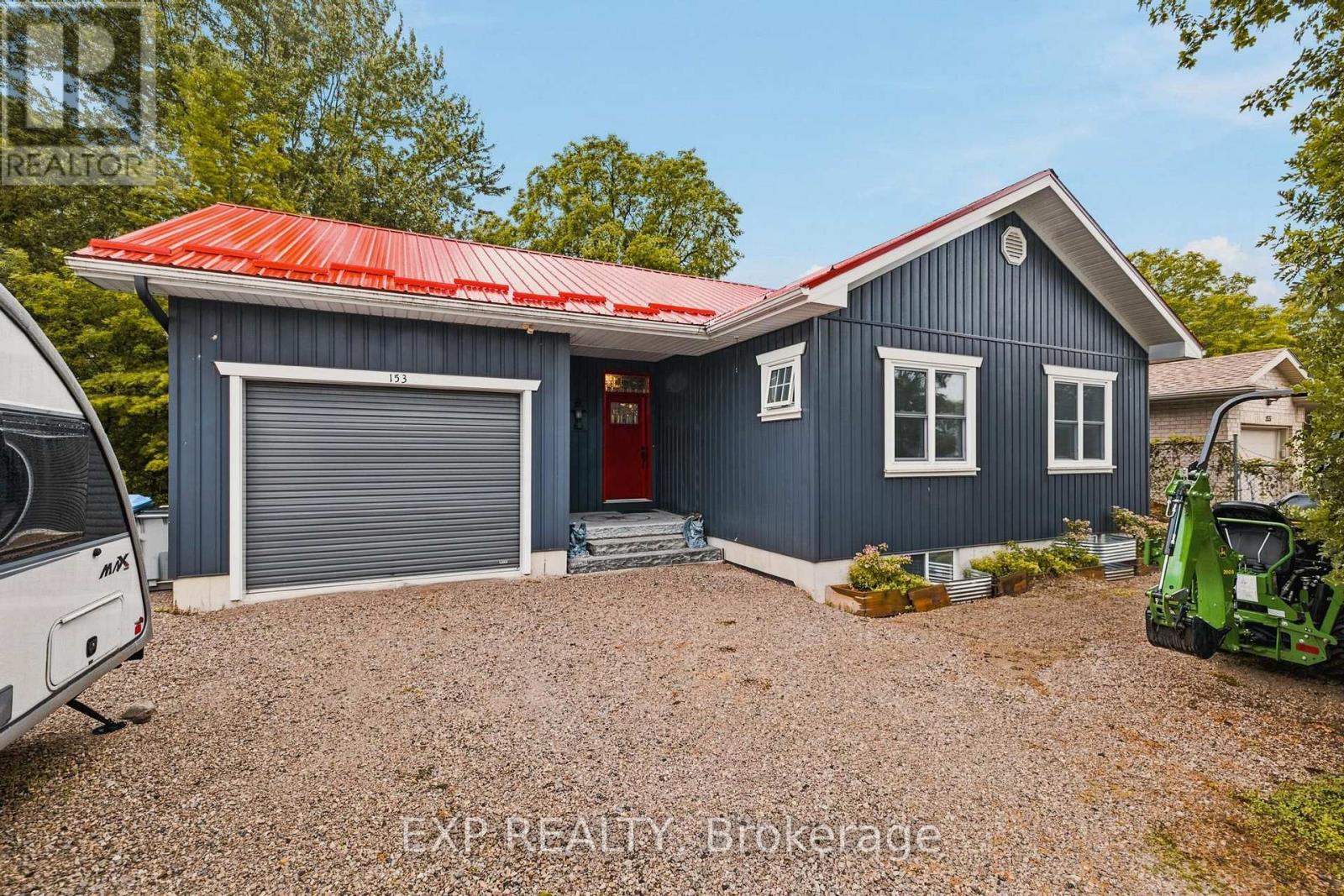 Residential in Huron East (Seaforth) 3